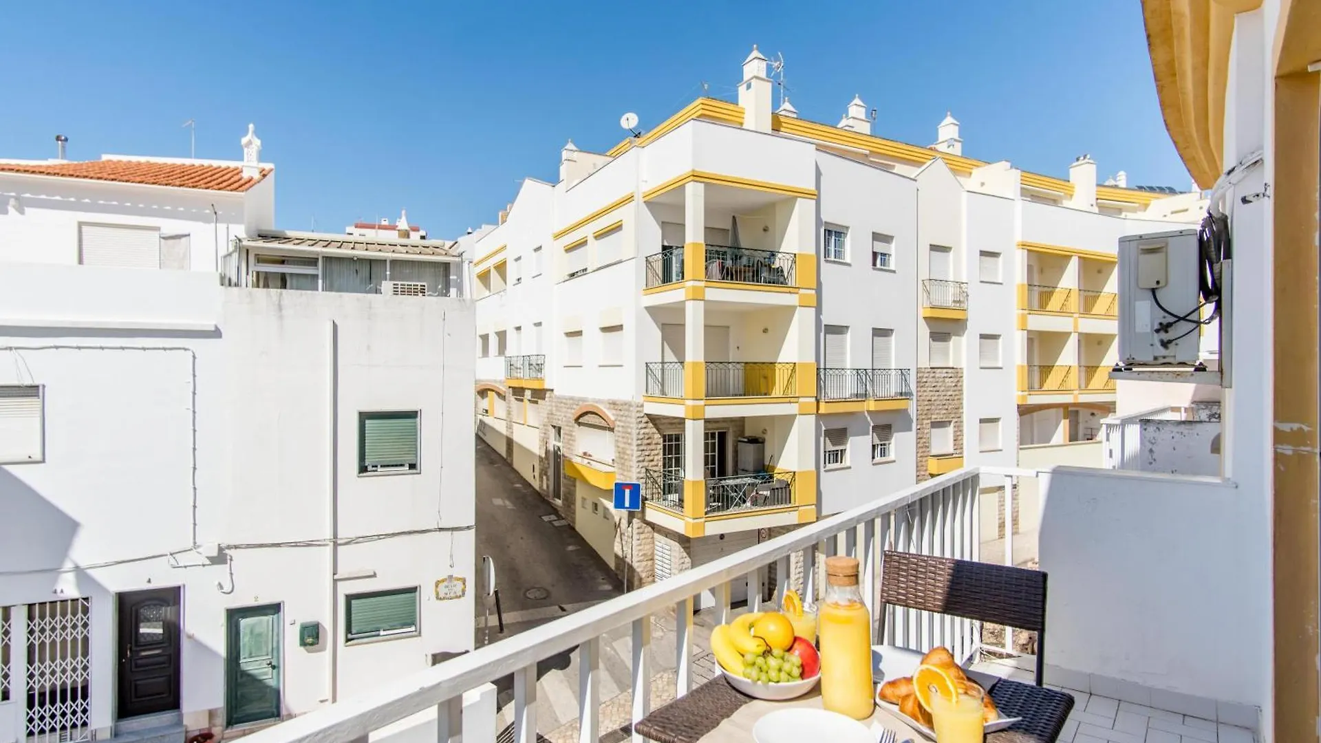 Stay In Old Town - 5 Min Walking To The Beach Albufeira Apartment